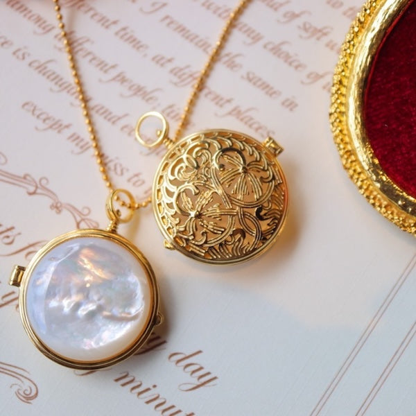 MOP Round Sachet-Openable Locket-Pendant Only