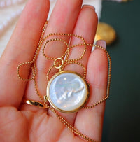 MOP Round Sachet-Openable Locket-Pendant Only