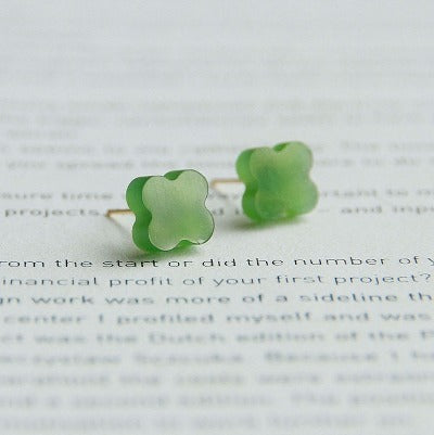 Hetian Jade Lucky Clover Ear Studs-18K gold