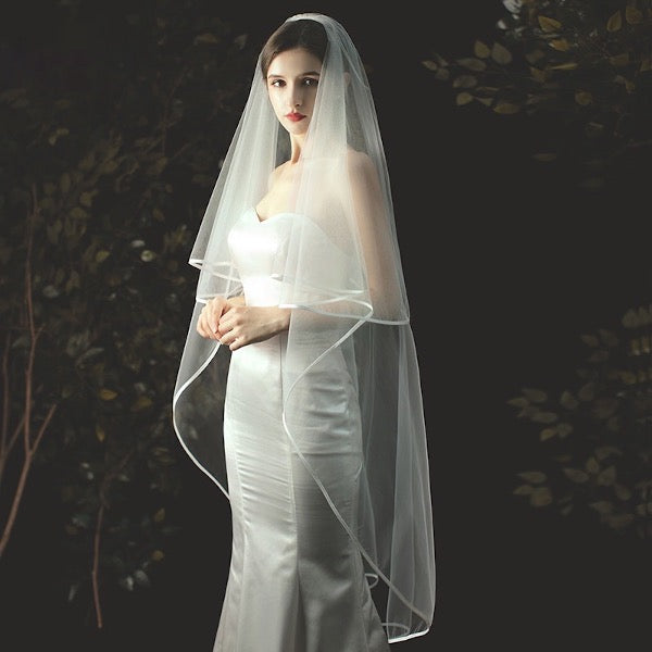 Elegant Minimalist Bride Veil-Iron Before Use