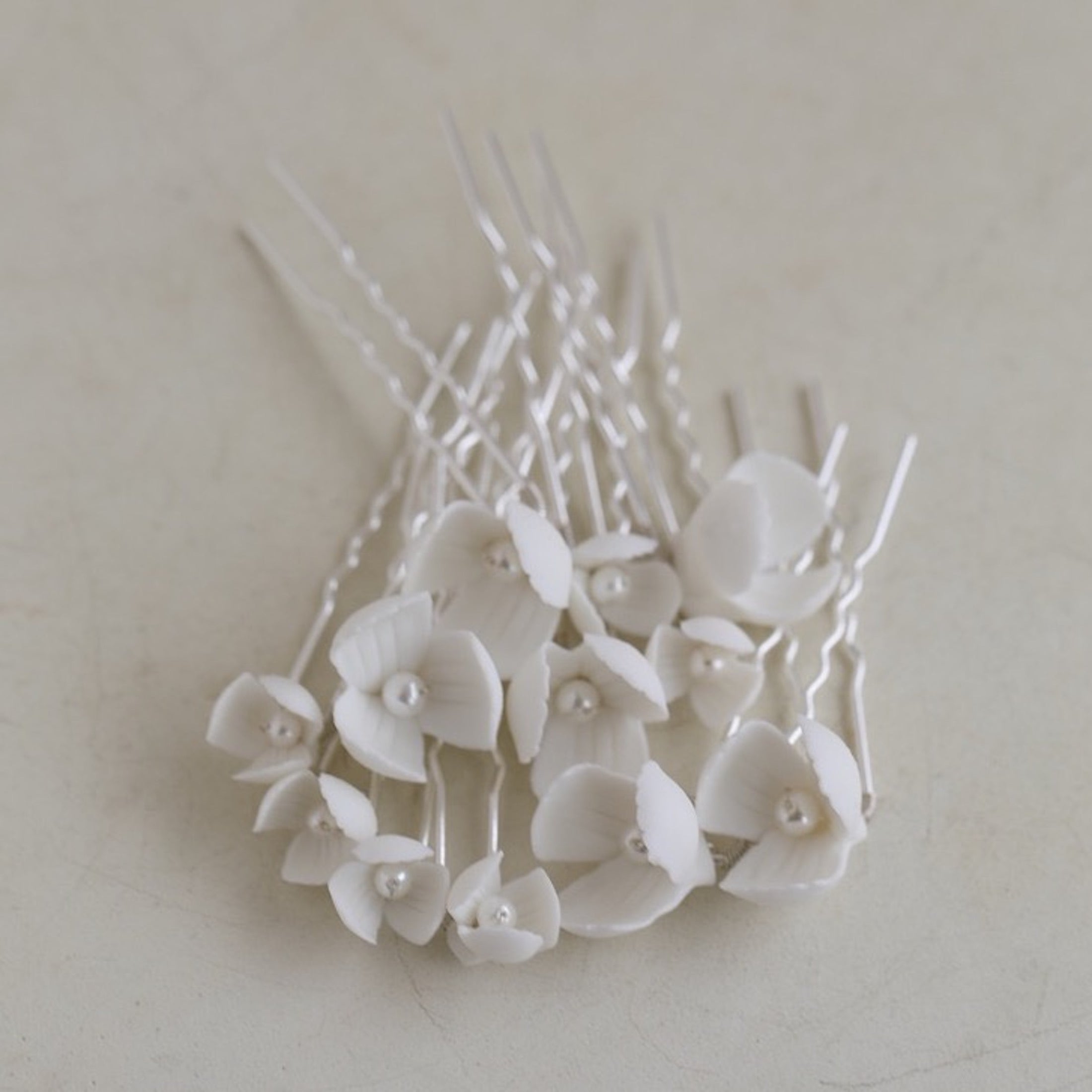 Handcrafted white ceramic flowers bridal hairpin set-One set of 8