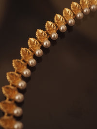 Vintage Golden Leaves Pearl Necklace