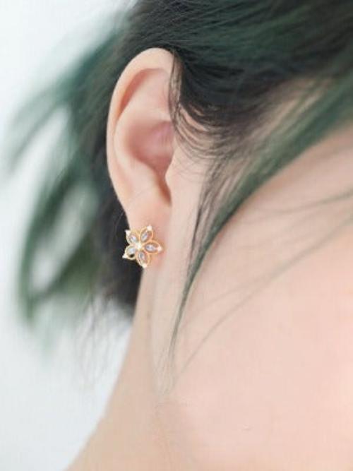 Bauhinia-Sky Blue Topaz Flower Ear Studs