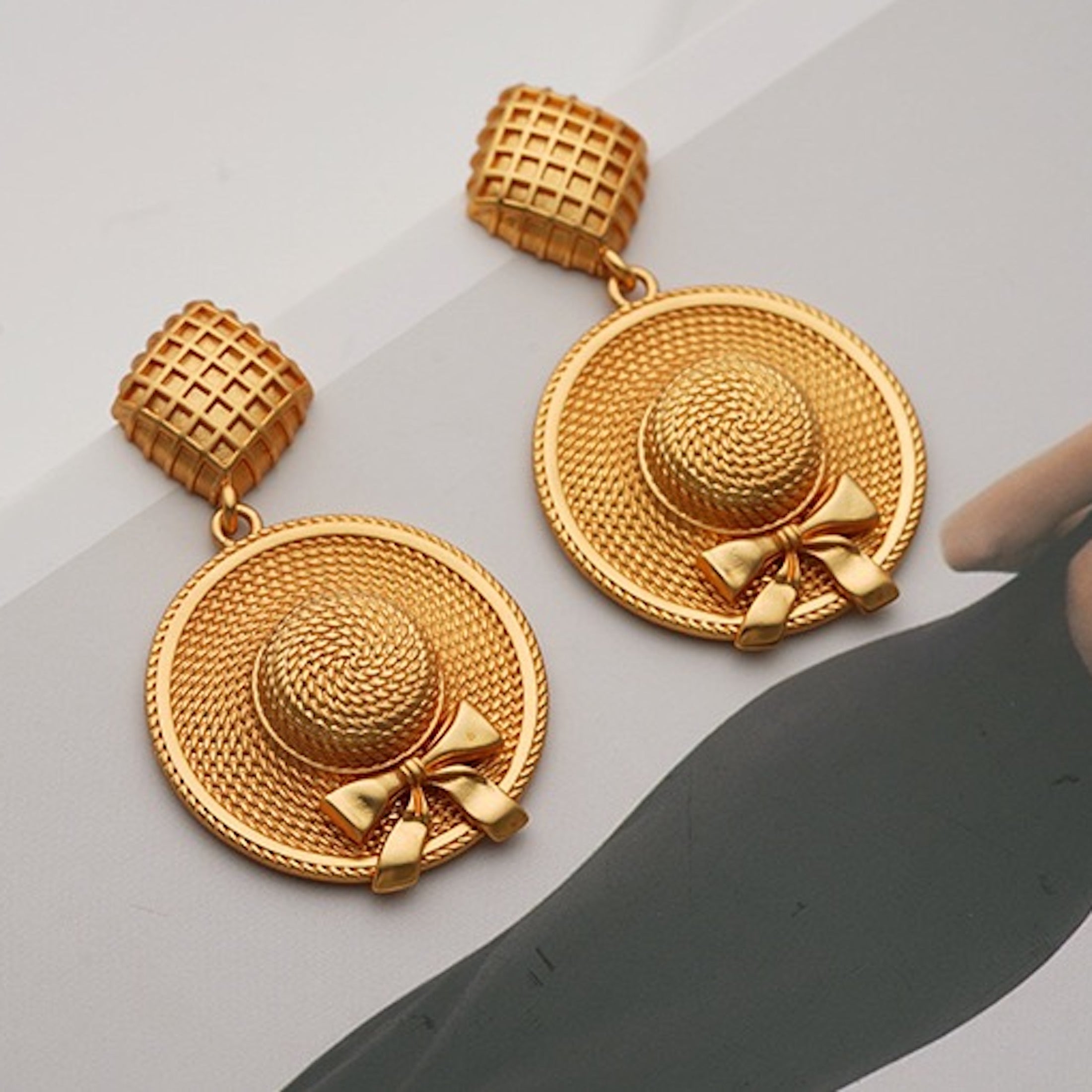 Vintage Soul Straw Hat Drop Earrings: Gold-Plated with Butterfly Tie Detail