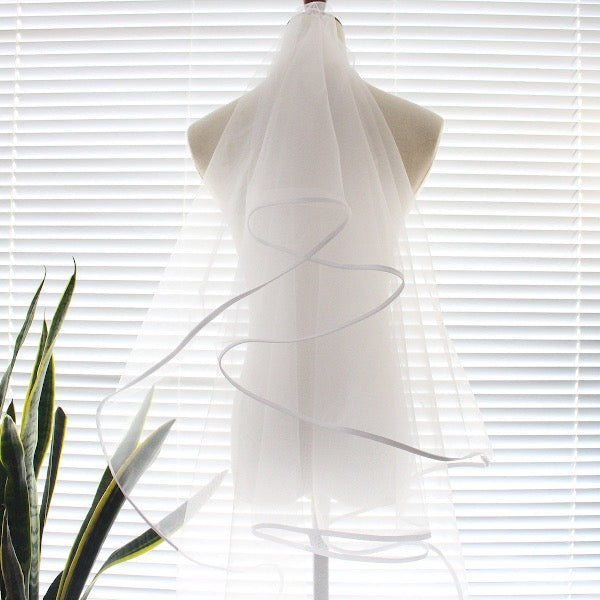 Elegant Minimalist Bride Veil-Iron Before Use