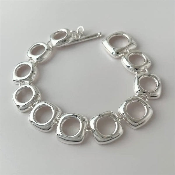 Bold Square Frame Links Bracelet