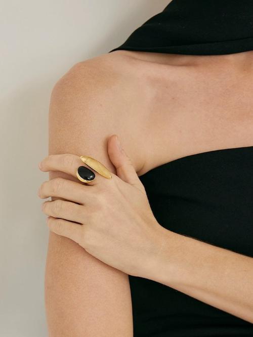 Bold Minimalist Gold Rutilated Quartz Ring