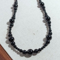 Minimalist Black Onyx Beads Necklace-Silver Closure