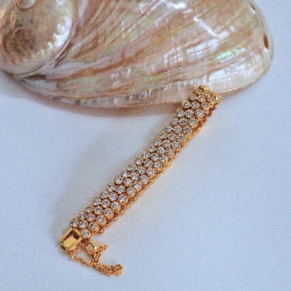 Vintage Style Luxurious Honeycomb Bracelet