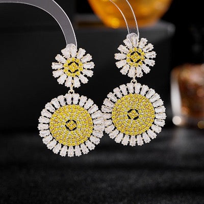 Dazzling Daisy Earrings - Luxurious Drop Earrings