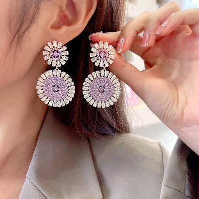 Dazzling Daisy Earrings - Luxurious Drop Earrings