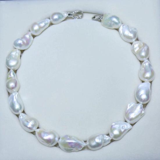 Large Baroque Pearl Beads Statement Necklace