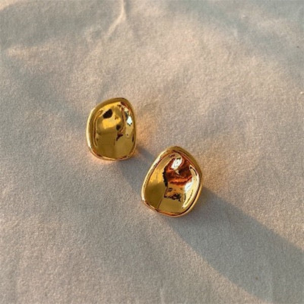 Chunky Button-Look Mirror Ear Studs