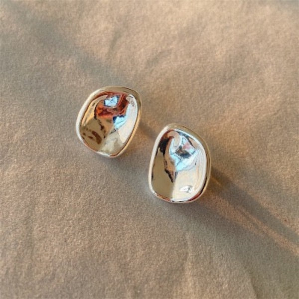 Chunky Button-Look Mirror Ear Studs