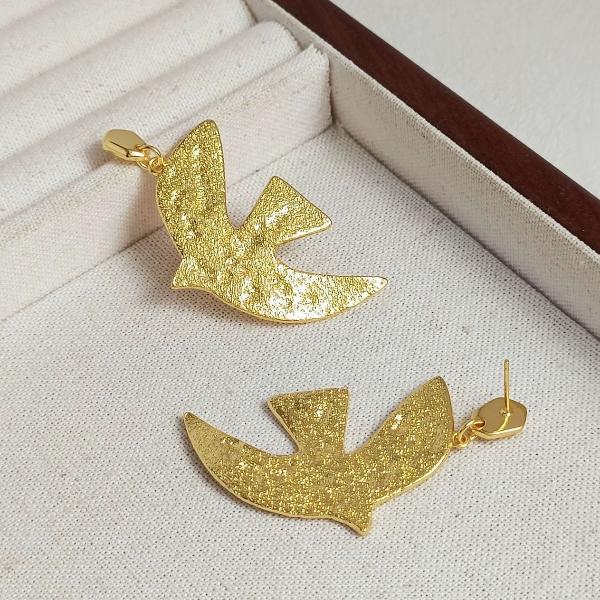 Bird Design Textured Dove Earrings