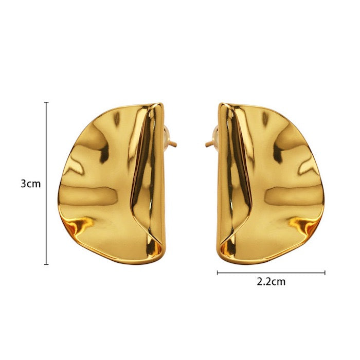 Folded Large Round Ear Studs