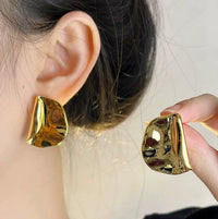 Folded Large Round Ear Studs