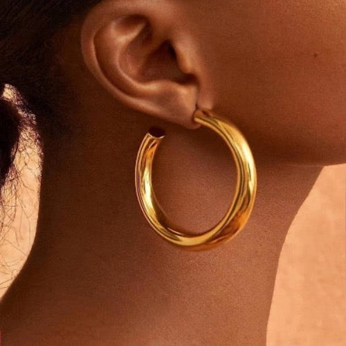 Chic Large Golden Hoop Earrings - 8mm