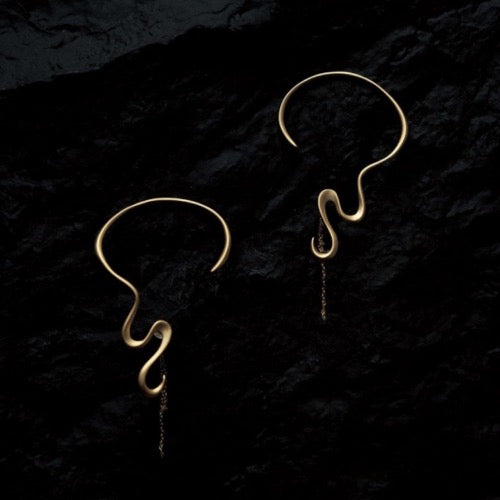 Chic Waved Line Large Ear Cuffs - One Pair