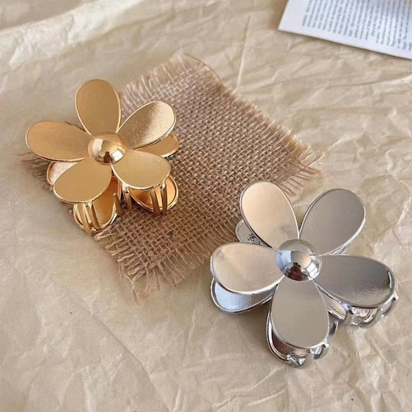 Vivid Flower Claw Metal Hair Clips-Gold n Silver