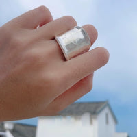 Bold Look Hammering Texture Wide Silver Ring