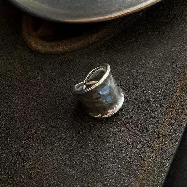 Bold Look Hammering Texture Wide Silver Ring