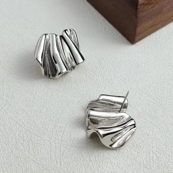 Geometric Pleats Ear Studs-Gold n Silver