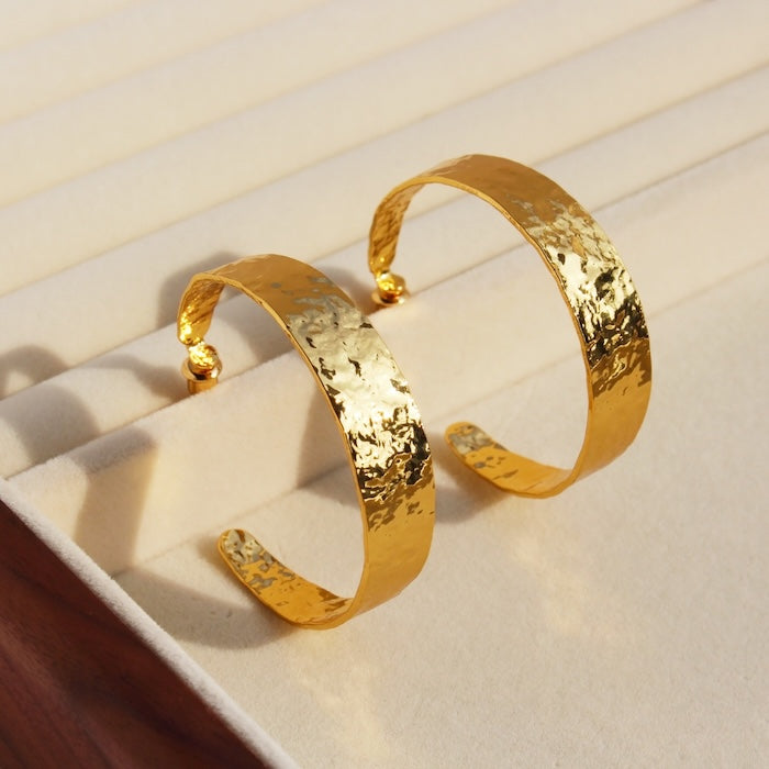 Chic Vintage Textured Hoop Earrings