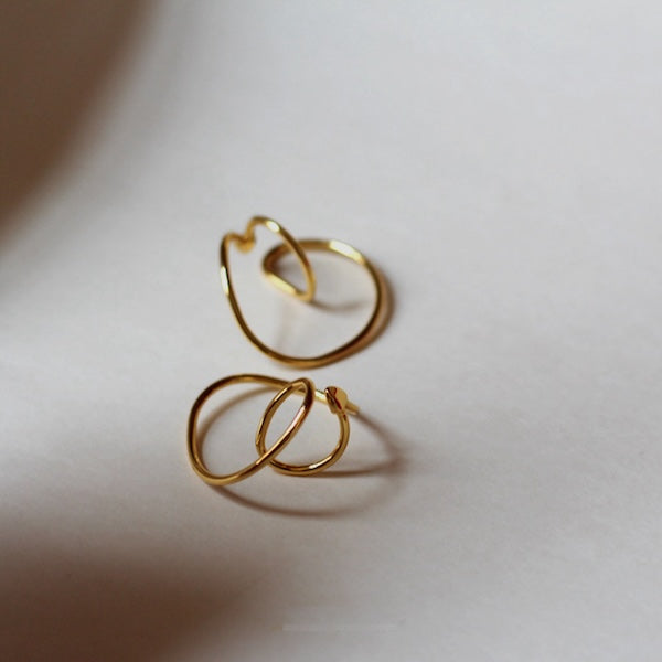 Geometric 3D fluid Line Ear Cuff-One Pair