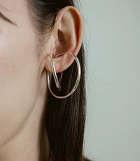 Geometric 3D fluid Line Ear Cuff-One Pair