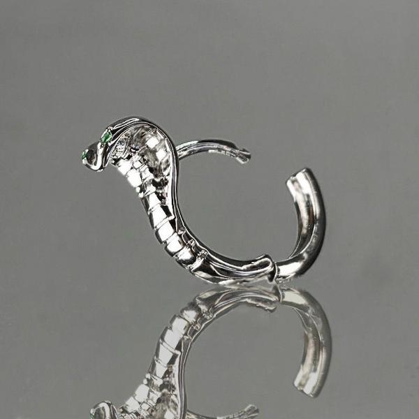 Green Eyes Silver Cobra Earrings