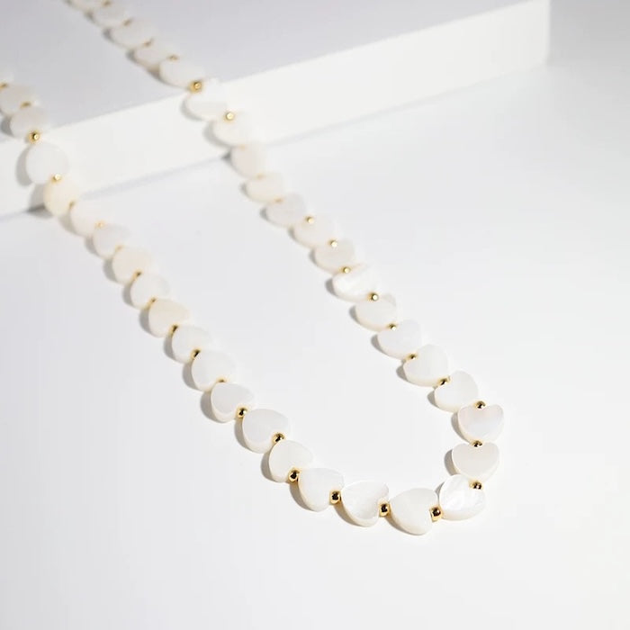Mother of Pearl Heart Beads Necklace with OT Buckle