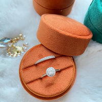 Round velvet wedding ring box